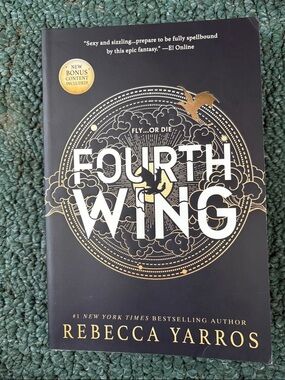 Fourth Wing by Rebecca Yarros - Black & Gold Paperback